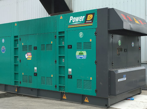 平泉升级发电机组的过程中需要注意哪些安全事项？